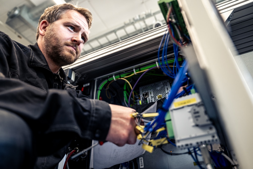 AI-server hos tillverkande företag. 