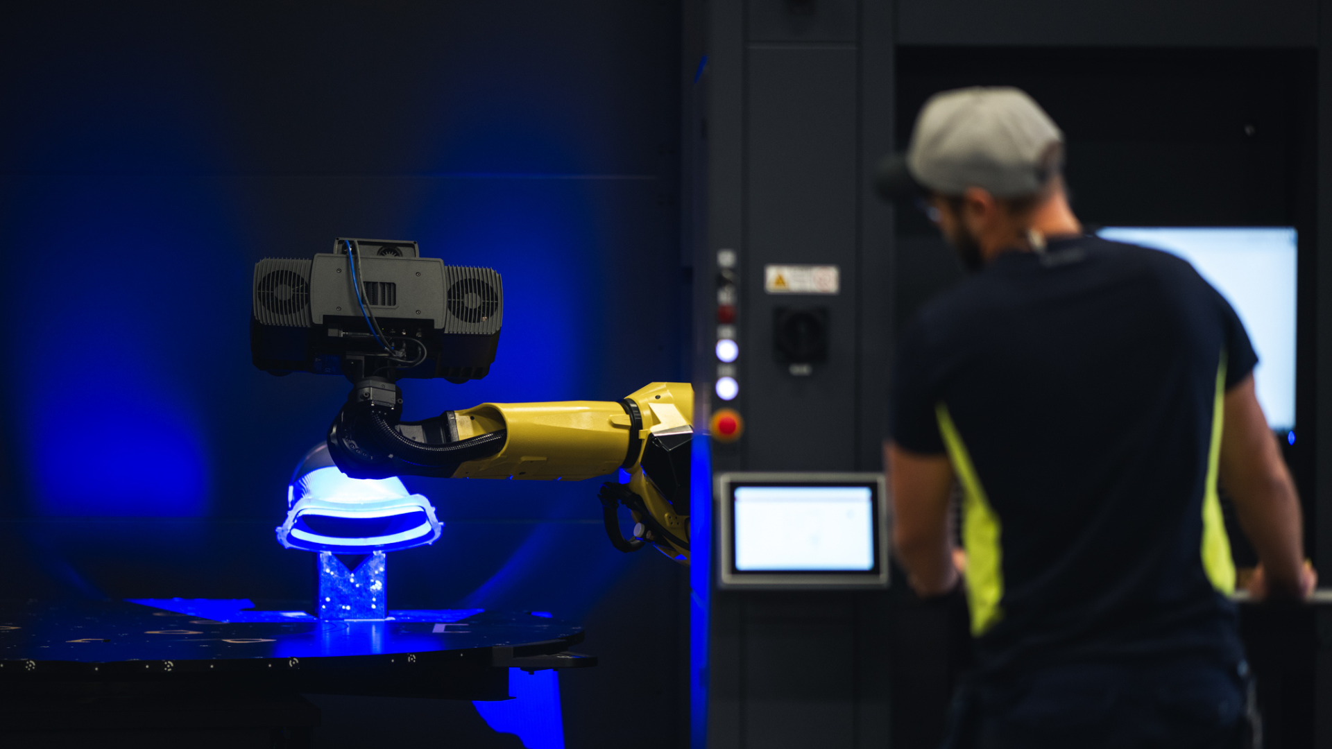 AI i industrin – vad gör andra och vad är rätt för dig?